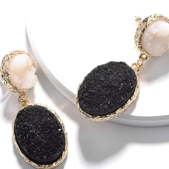 Jewelry - Druzy drusy aguta earrings